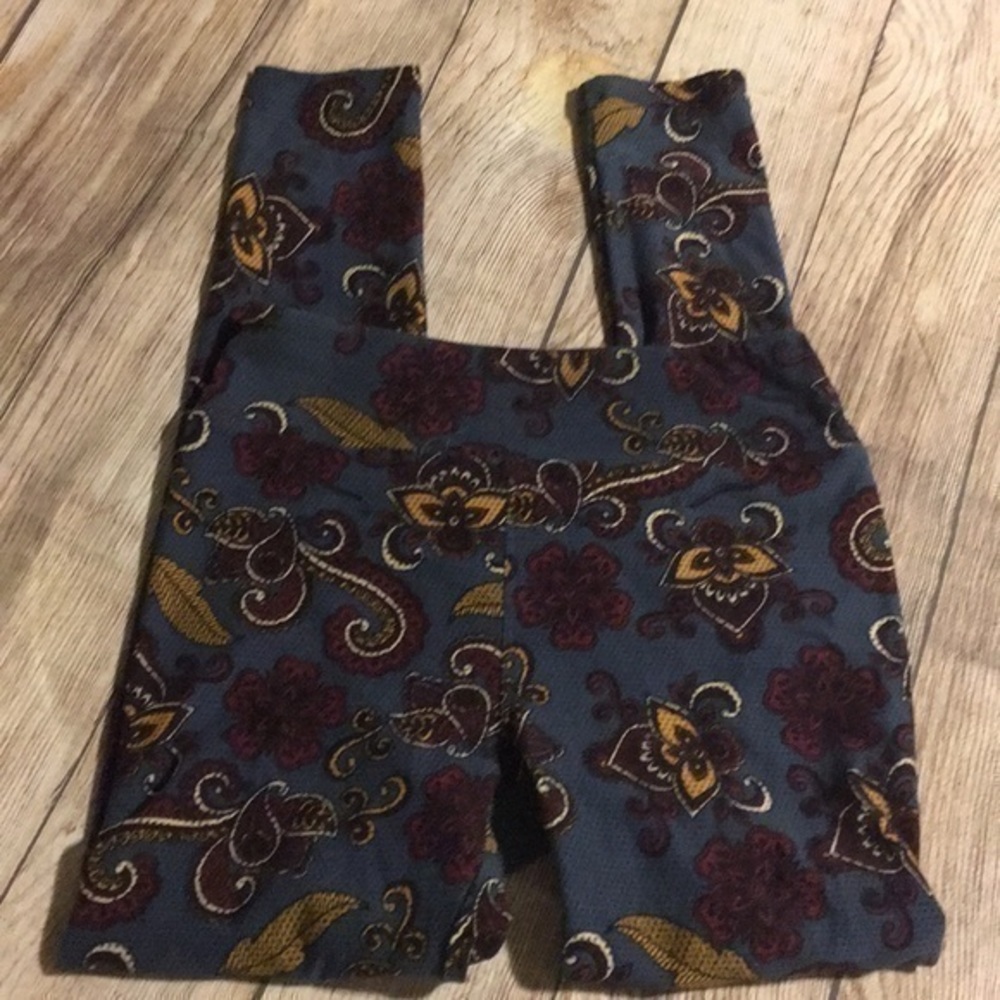 ❤️Lularoe leggings like new!!💙